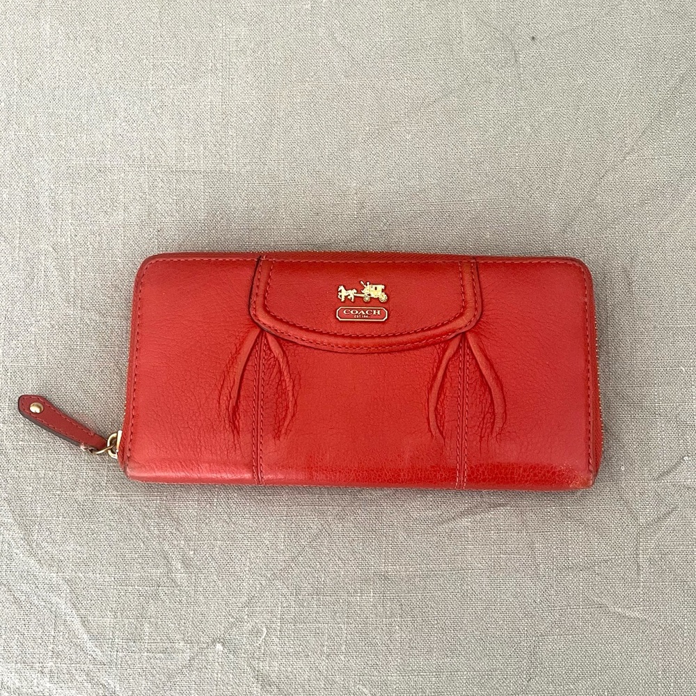Coach Zip Up Wallet